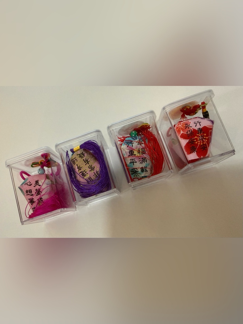 Traditional Taiwanese LED Light Up Sky Lantern Good Luck Charms Set of 4
